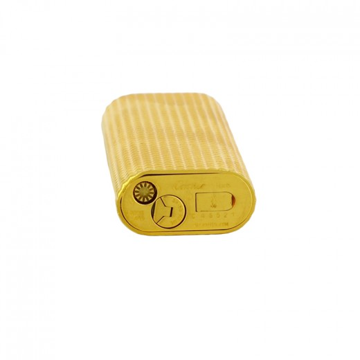 Dessous du briquet Cartier en plaqué or, référence 489441
